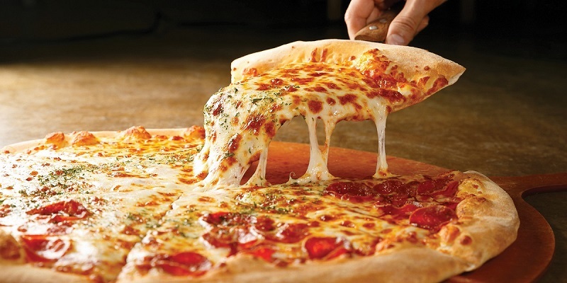 Сыр моцарелла в пицце
